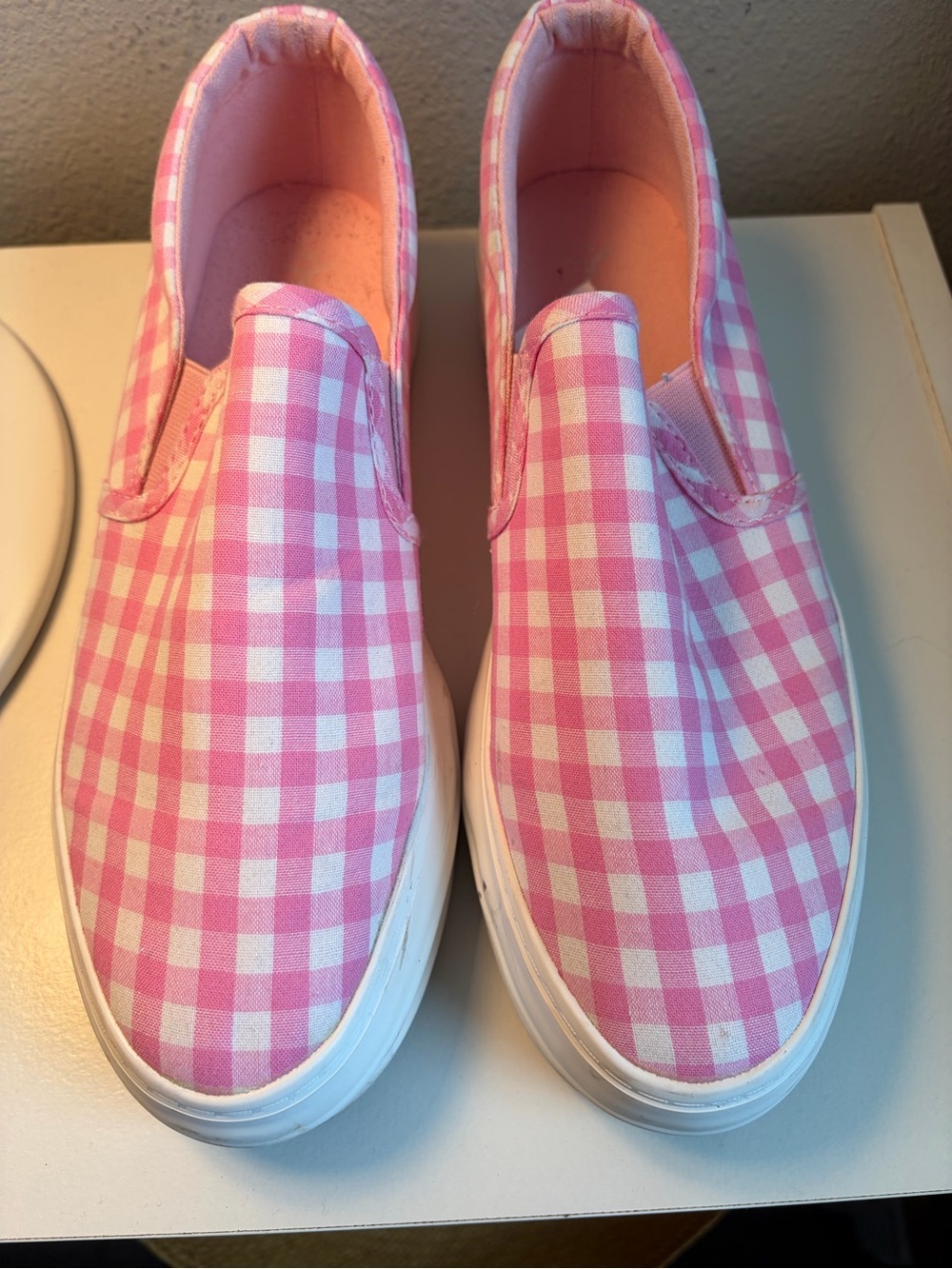 Jessica Carlysle Pink Gingham Slip-On Sneakers - size 10